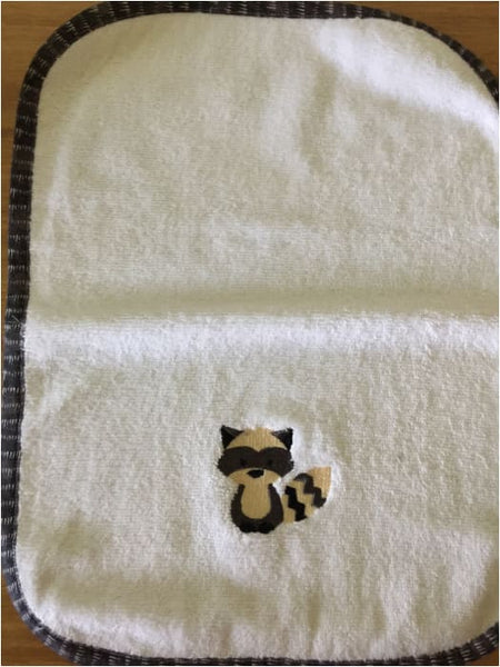 Raccoon Embroidery Design